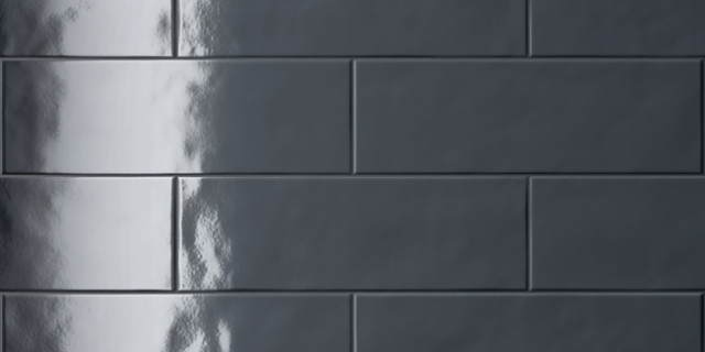 Designové obklady 25 x 8.2 cm | Casalgrande Padana | Brickworks Nuances | Petunia Nera Lux | Lesklá